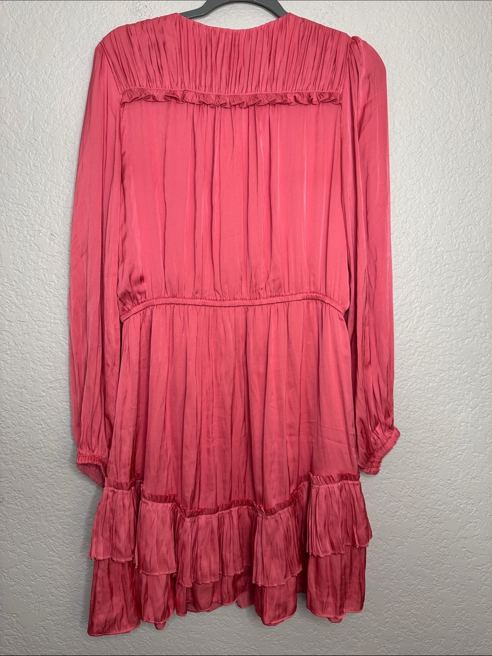 Current Air Pink Satin Ruffle Mini Dress Size Large Carly Pleated Long Sleeve - Picture 5 of 5